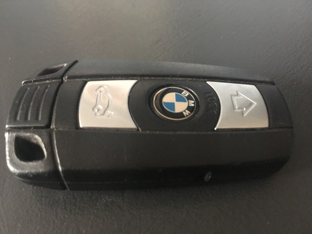 How to Replace Bmw Key Fob Battery - Used Car Toronto